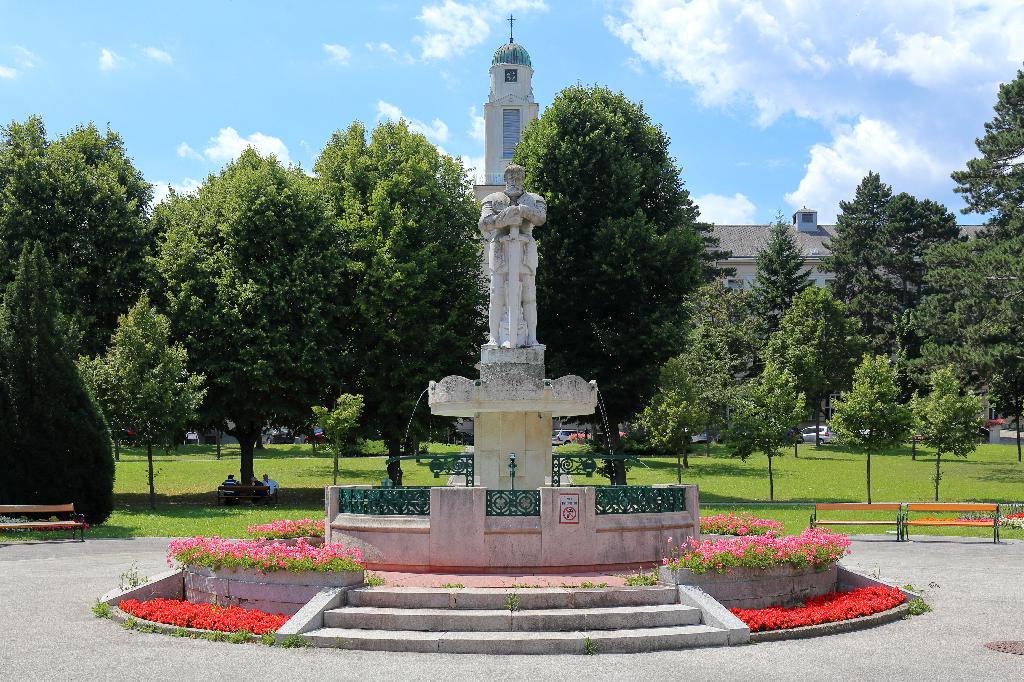 Rolandbrunnen Wien in Wien