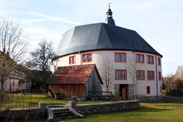 Rundschloss Oberpöllnitz