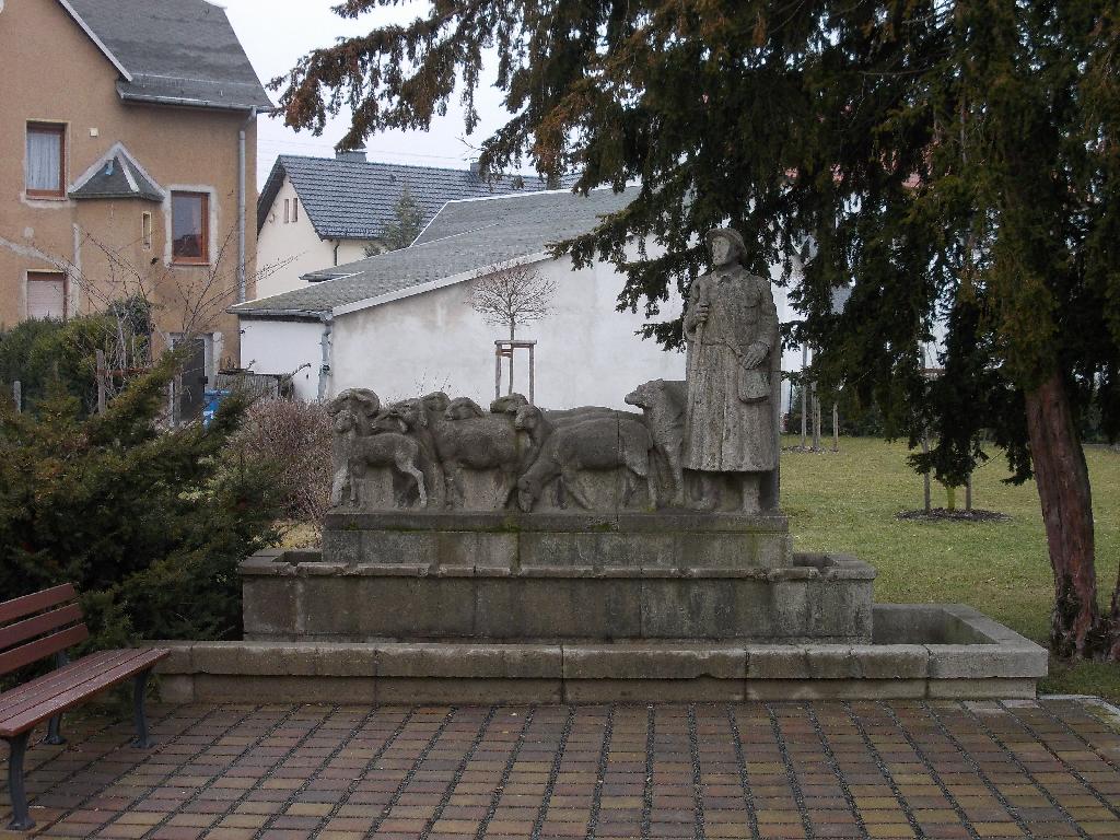 Schäferbrunnen Regis-Breitingen