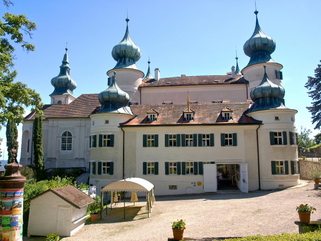 Schloss Artstetten in Artstetten