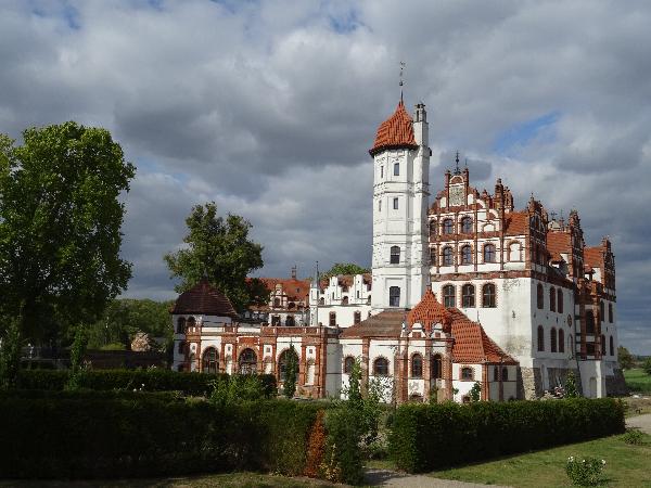 Schloss Basedow