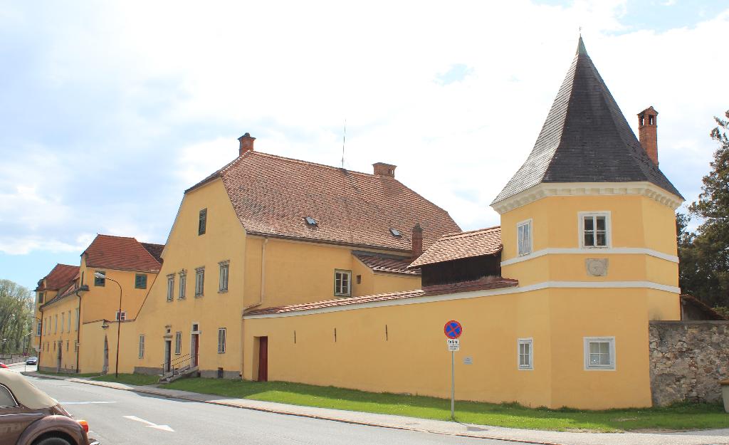 Schloss Bayerhofen in Wolfsberg
