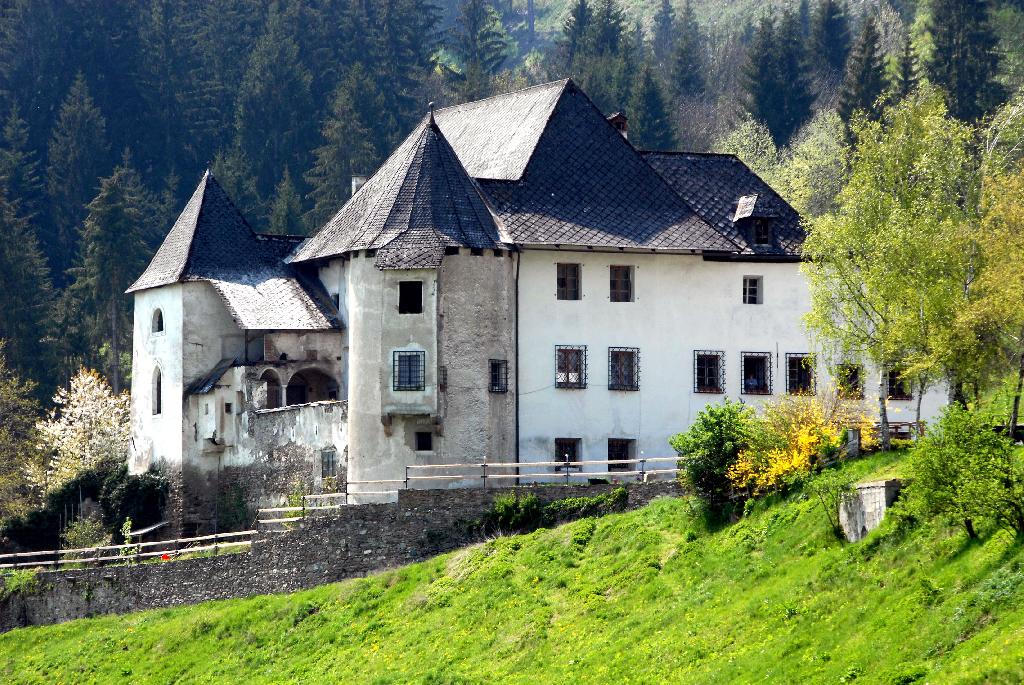 Schloss Dornhof in St. Veit an der Glan