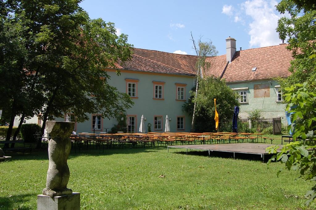 Schloss Fischau in Bad Fischau