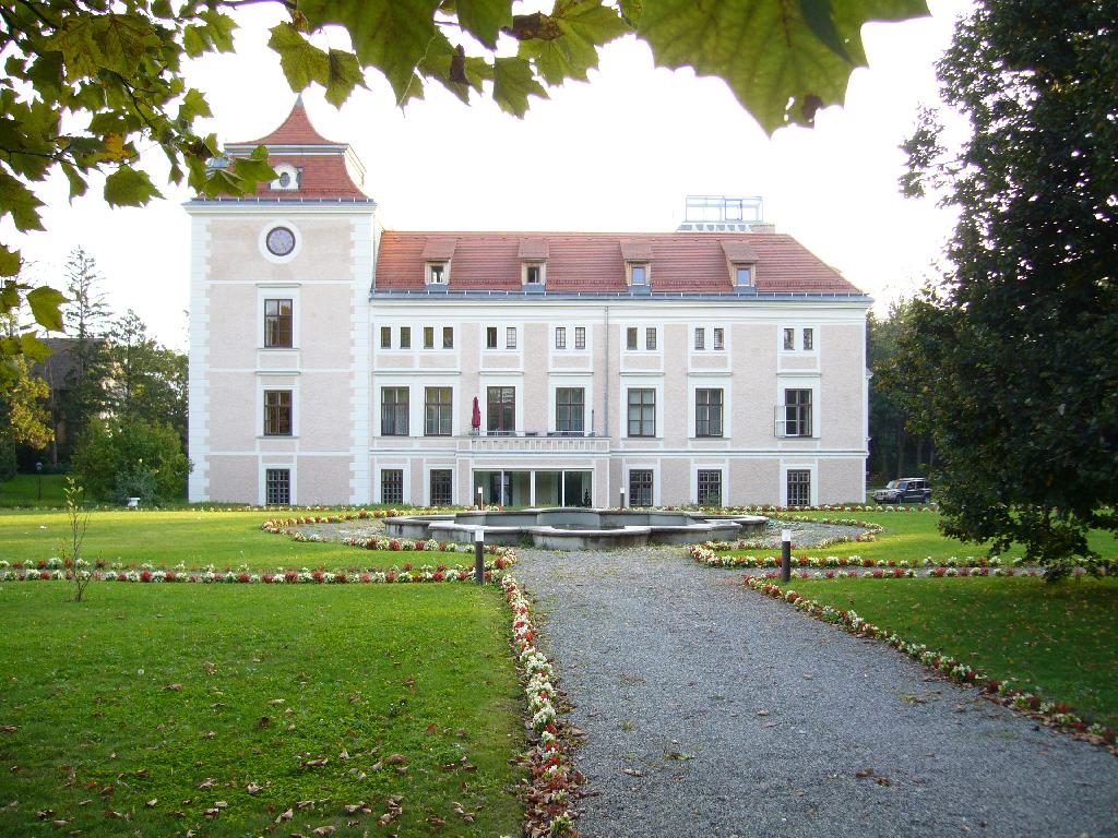 Schloss Leopoldsdorf in Leopoldsdorf