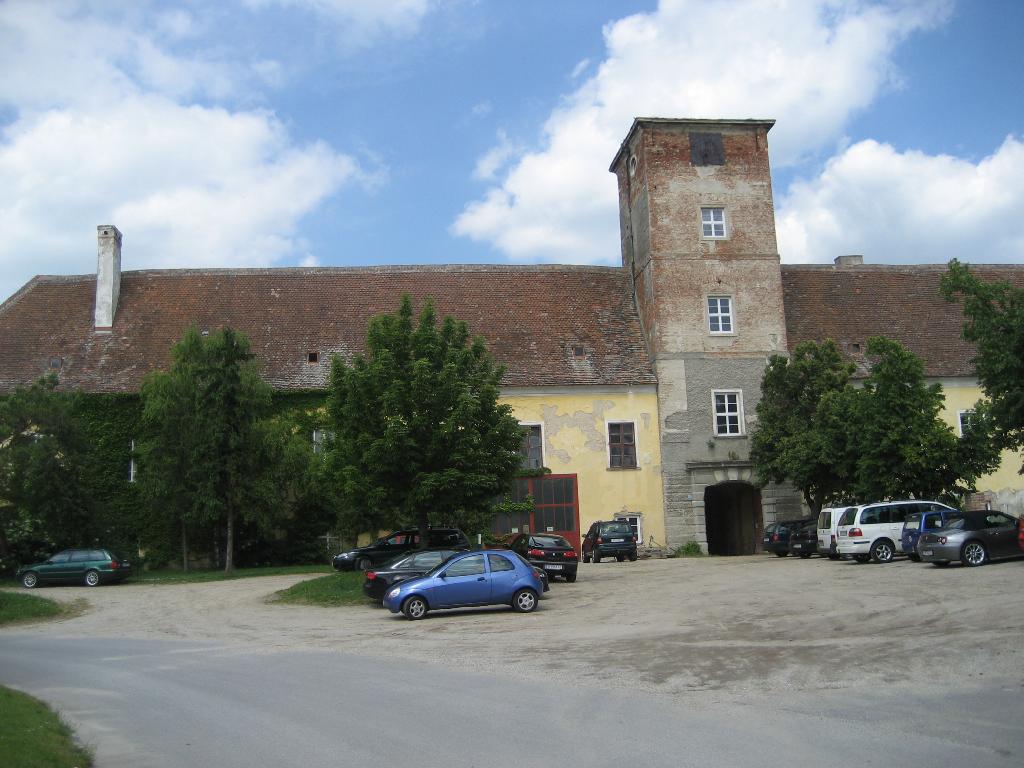 Schloss Niederabsdorf in Niederabsdorf