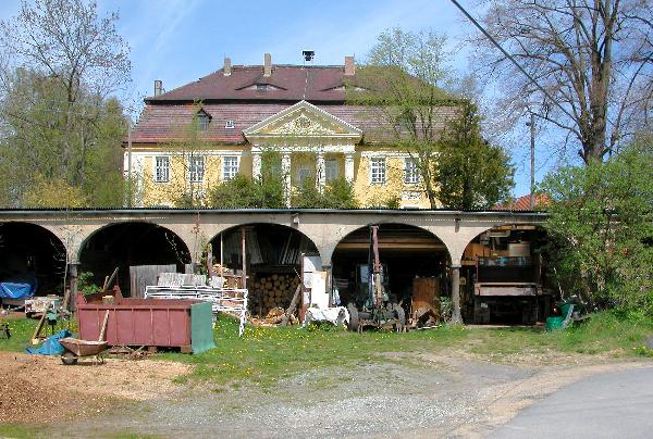 Schloss Niederstrahwalde