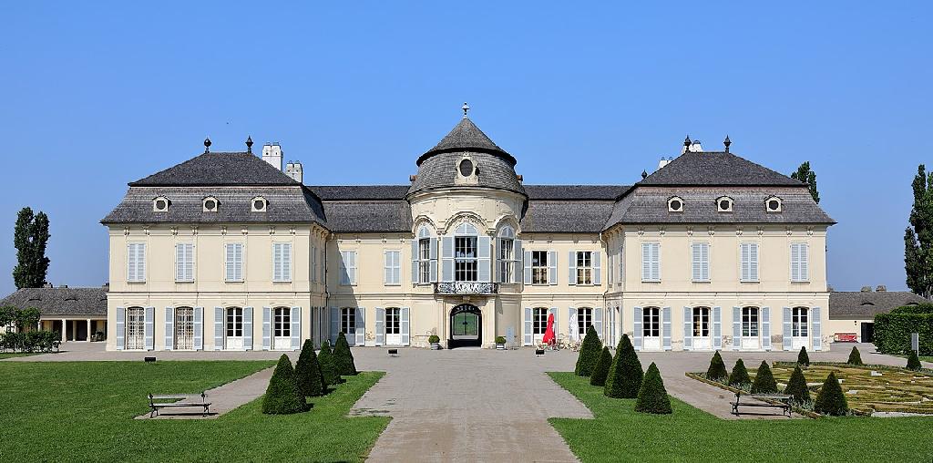 Schloss Niederweiden in Engelhartstetten