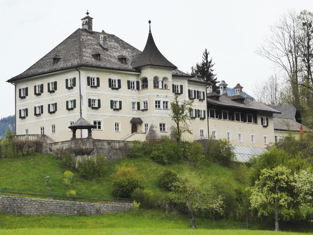 Schloss Oberrein in Unken