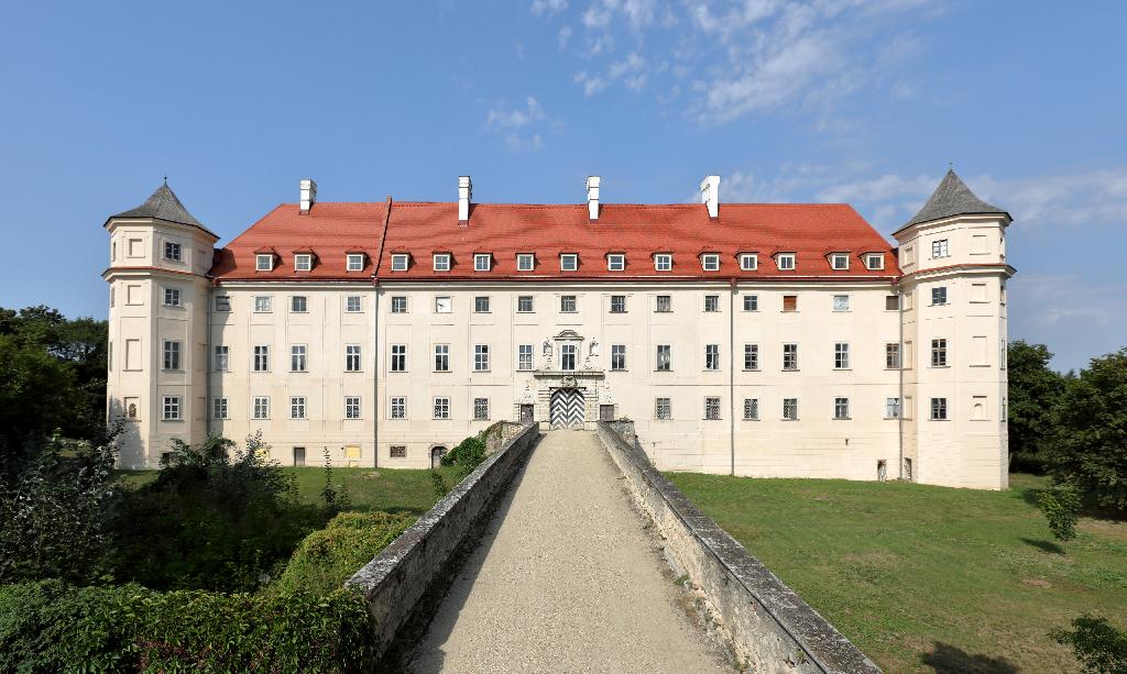 Schloss Petronell in Petronell