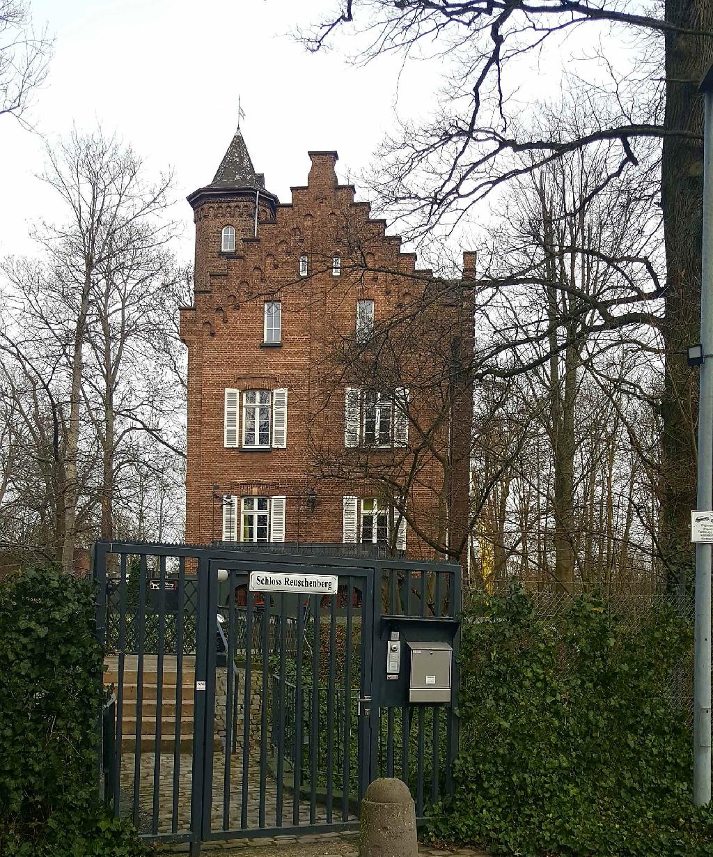 Schloss Reuschenberg in Neuss
