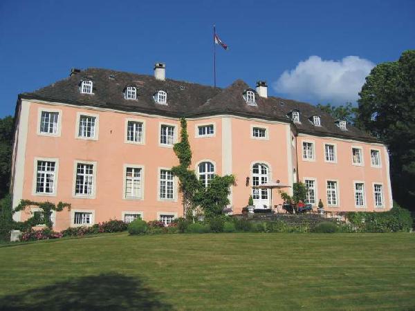 Schloss Rheder in Brakel