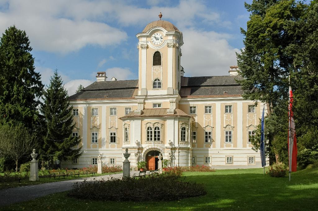 Schloss Rosenau in Rosenau Schloß