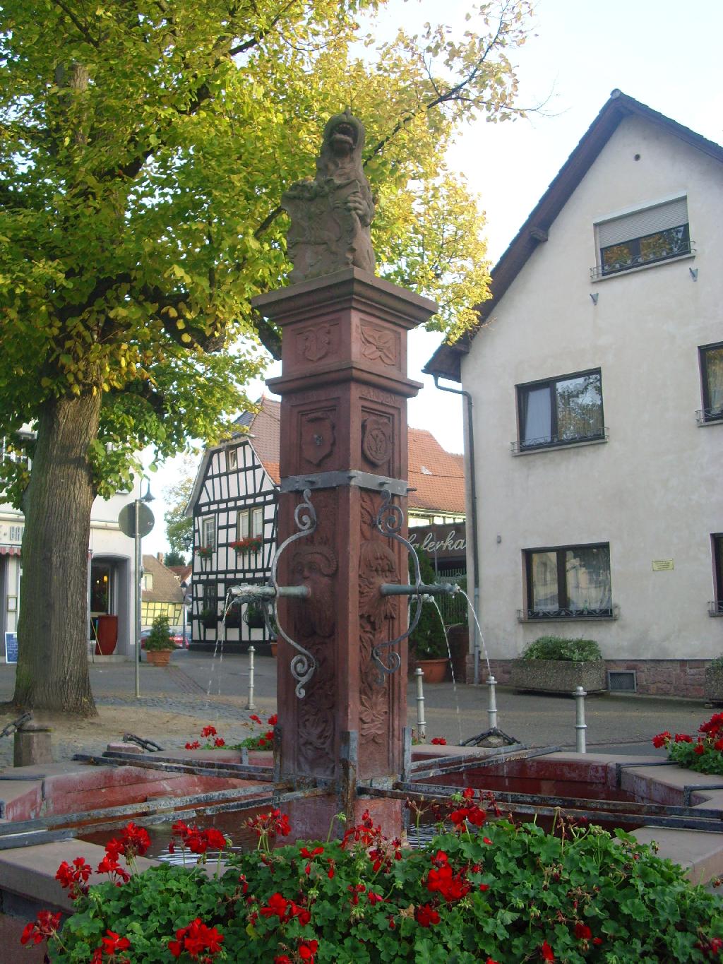 Vierröhrenbrunnen Langen