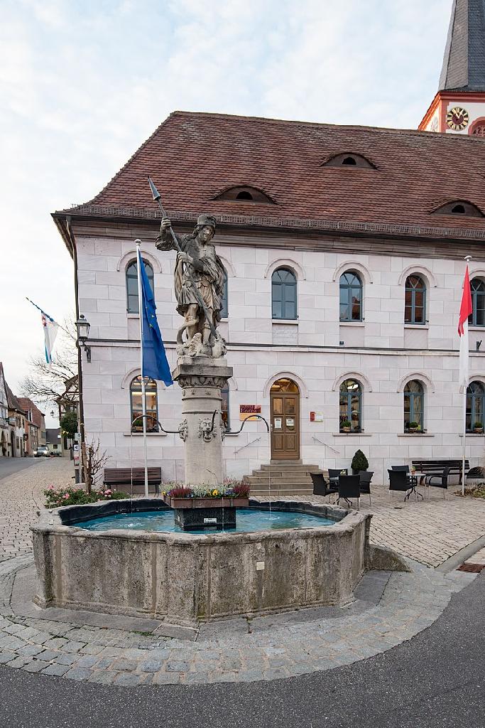 Vierröhrenbrunnen Sommerach