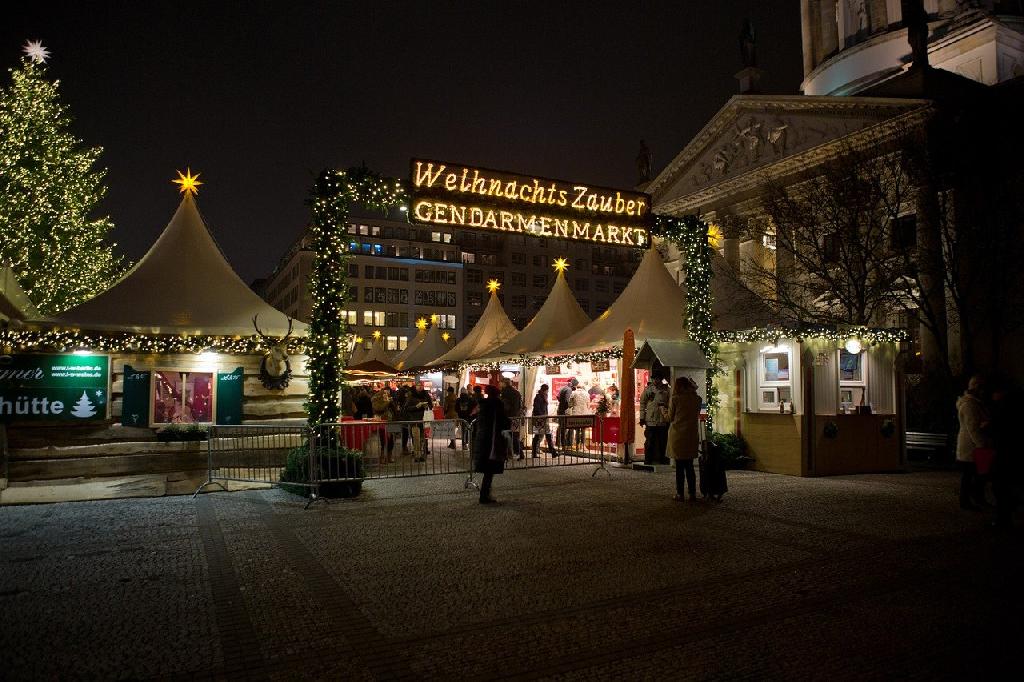 WeihnachtsZauber am Gendarmenmarkt 2024 in Berlin