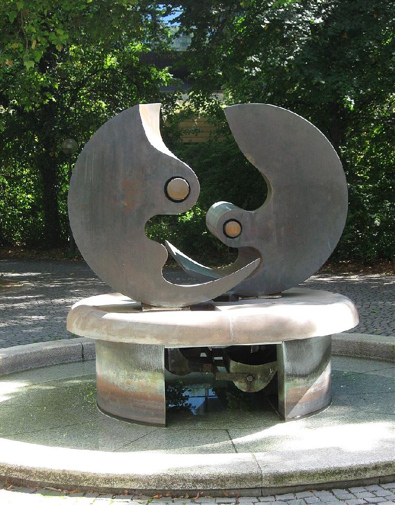 Ying-Yang-Brunnen