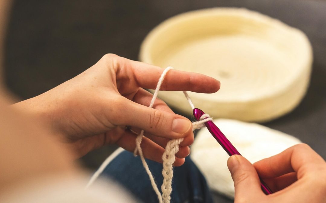 Mehr als nur Wolle und Nadeln: warum Kreativhobbys so beliebt sind