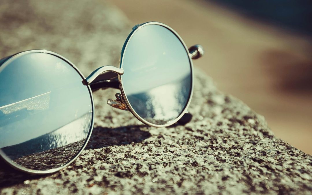 Ready für draußen: Welche Brille beim Freizeitspaß nicht fehlen darf